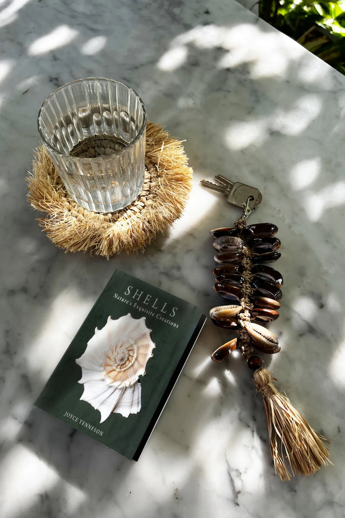 Llavero "Espina de Pescado" de Rafia - Natural Negro