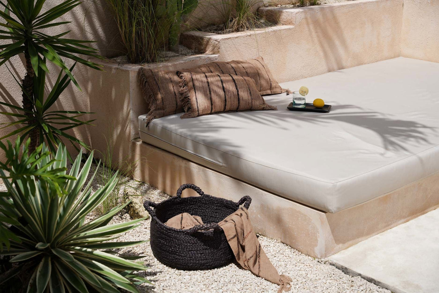 Καλάθι με τέσσερα χέρια - Μαύρο - L