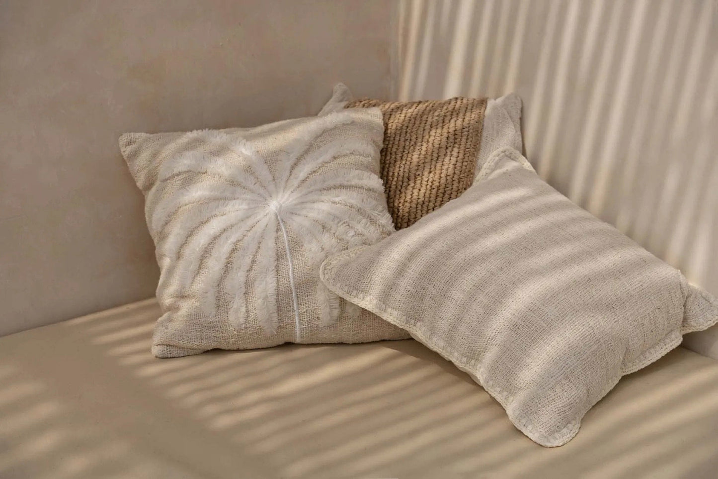 La housse de coussin Isla Palm - Blanc Naturel
