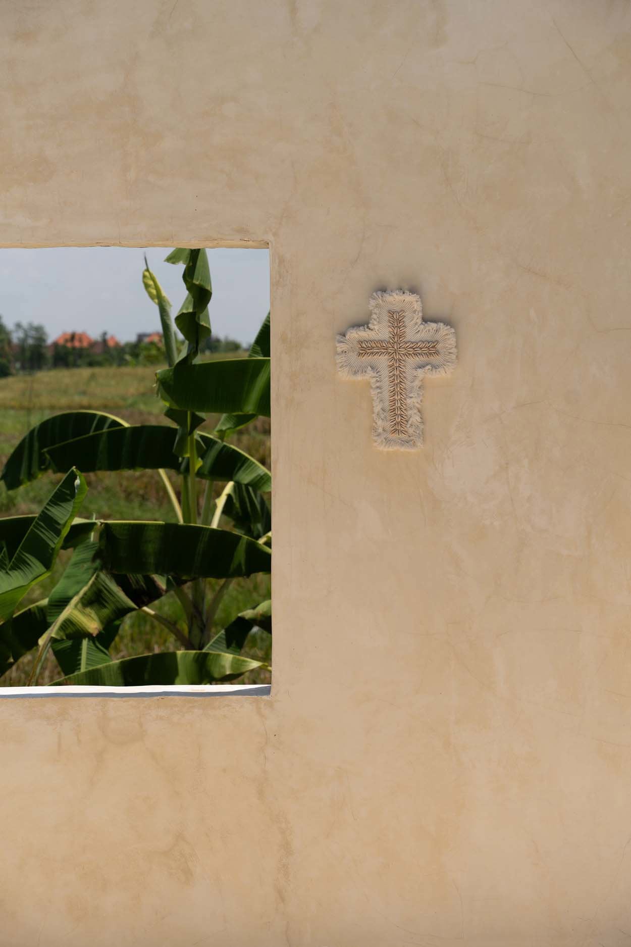 Das Makramee-Kreuz - Weiß