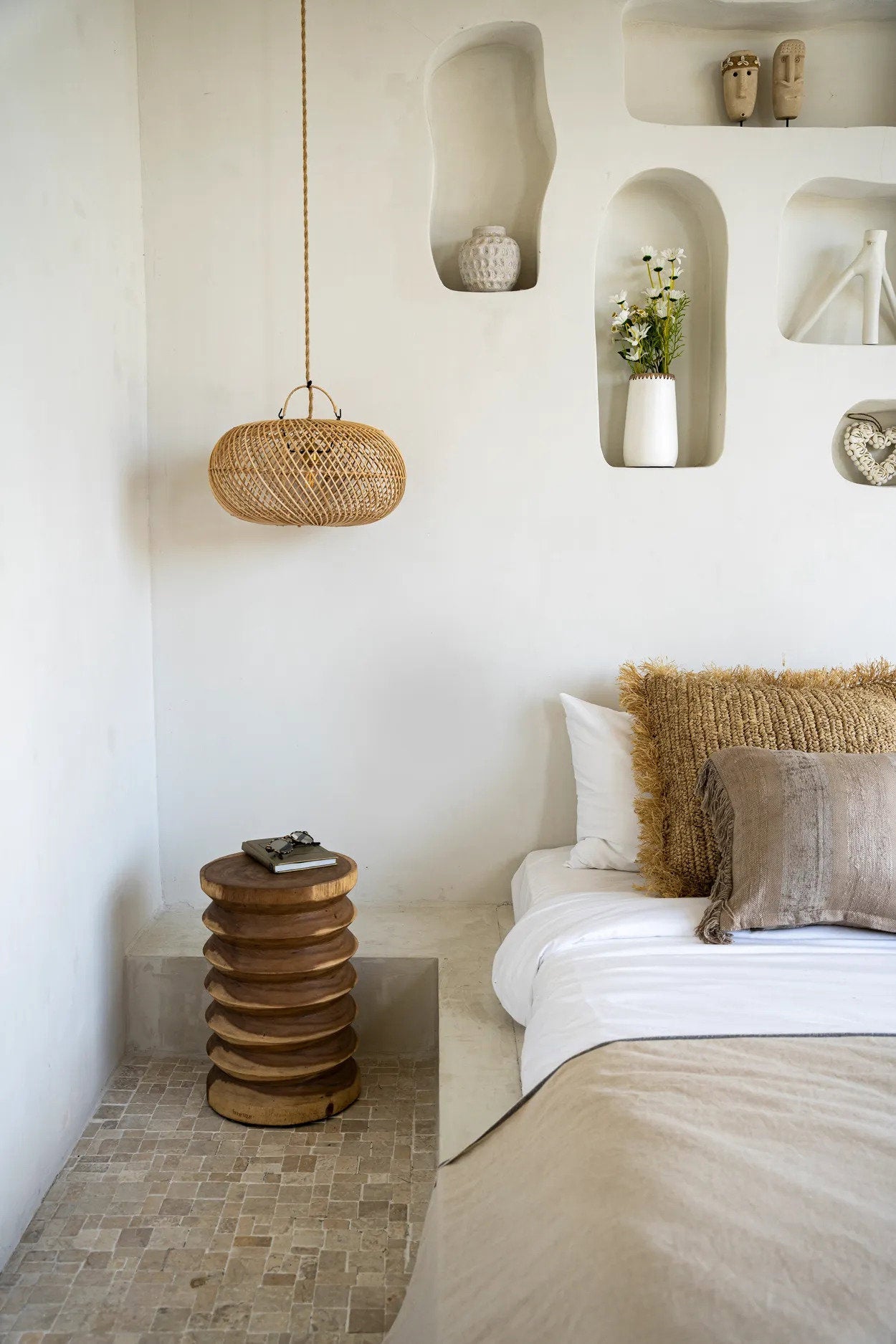 The "Wholly" Pendant Lamp - Natural - S
