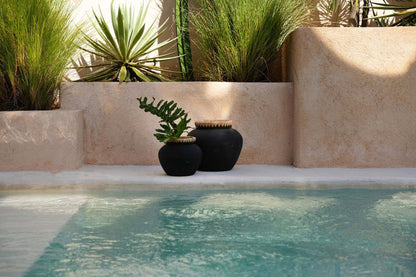 The "Styly" Vase - Black Natural - S