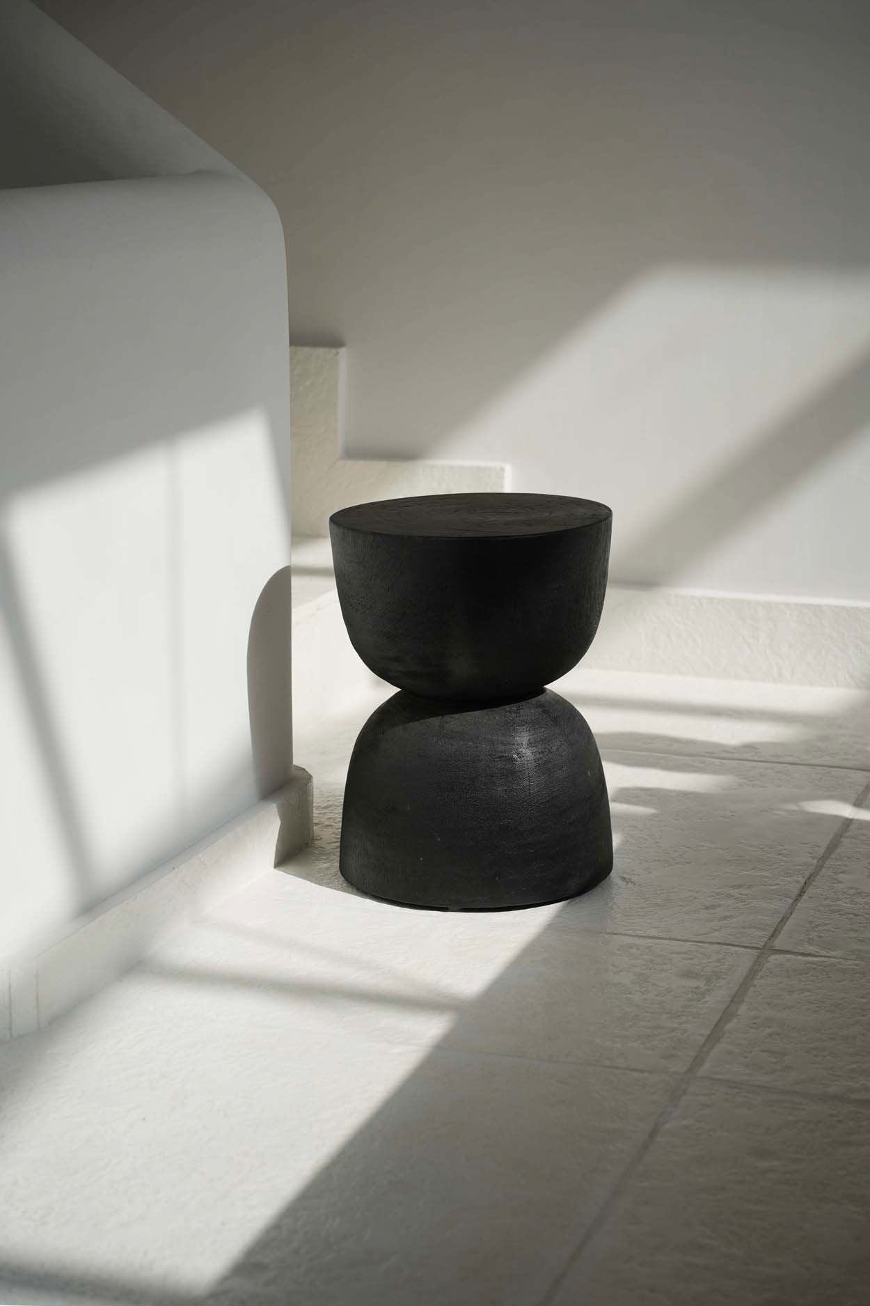 Der "Montreal" Hocker - Schwarz