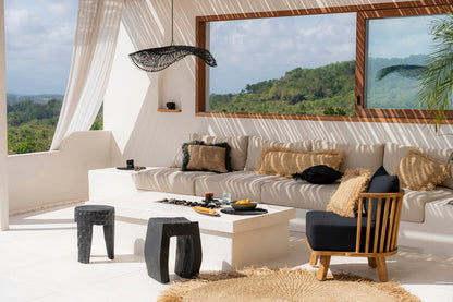 The "Paramo" Stool - Black