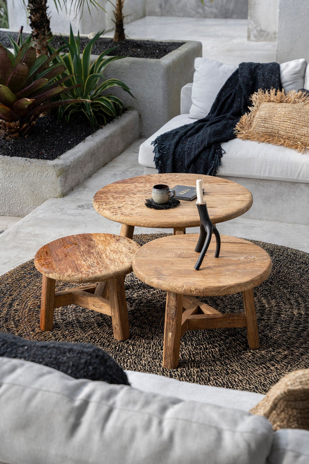 The "Fusuma" Coffee Table - L