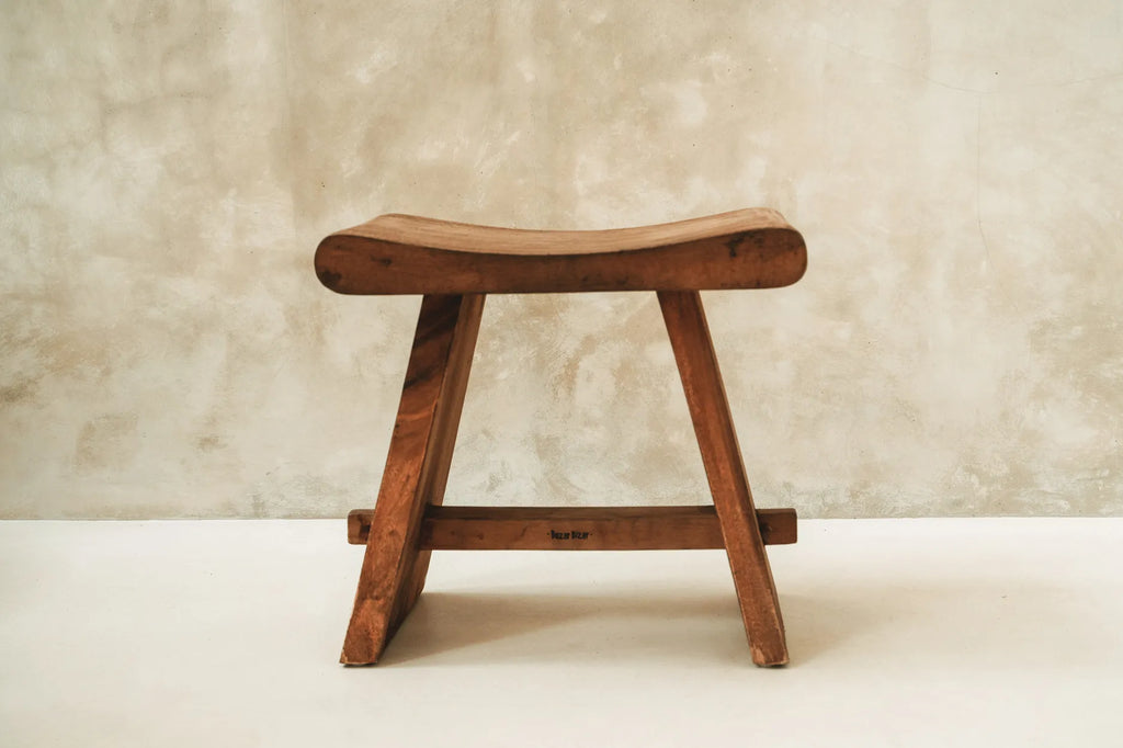 The Suar Stool